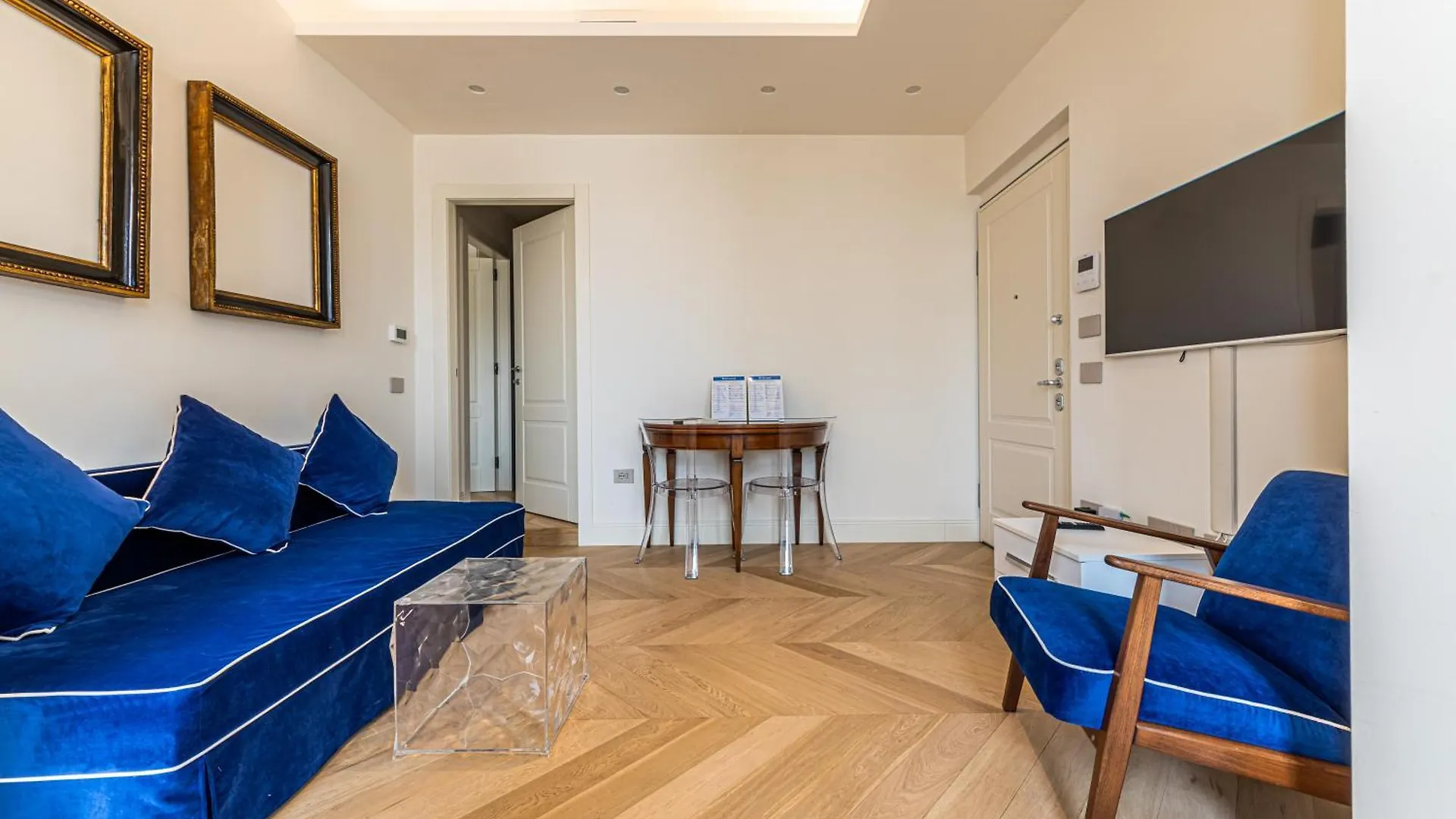 Montenapoleone - Charming Apartment Mailand